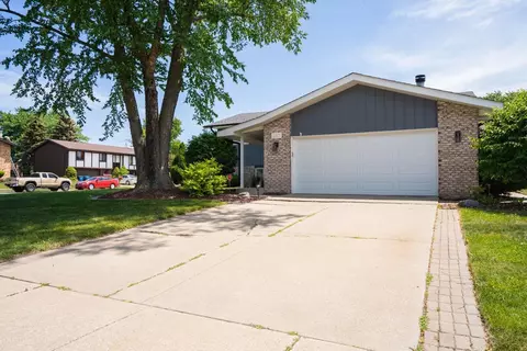 2301 Boulder Rd, Dyer, IN 46311 photo 4
