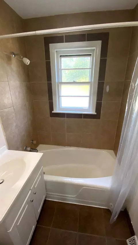 211 N Elmer St, Griffith, IN 46319 photo 16