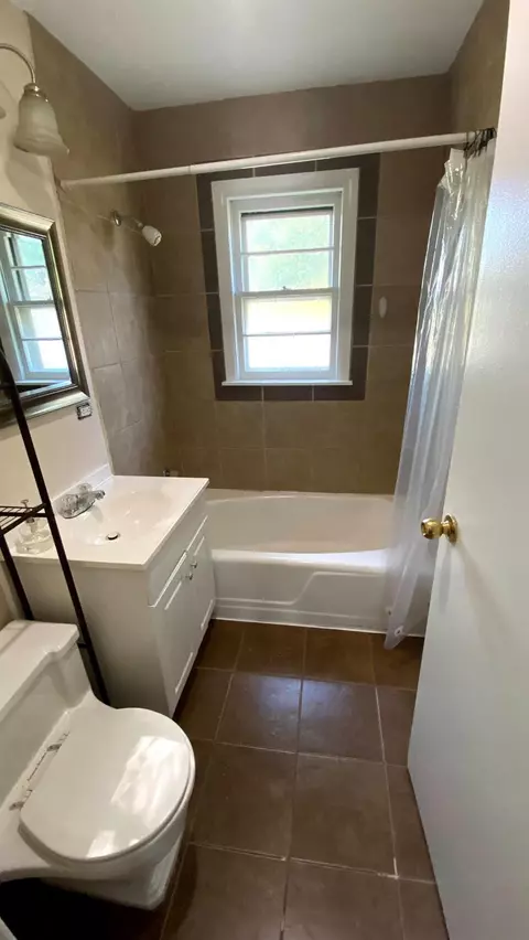 211 N Elmer St, Griffith, IN 46319 photo 15