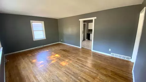 211 N Elmer St, Griffith, IN 46319 photo 11