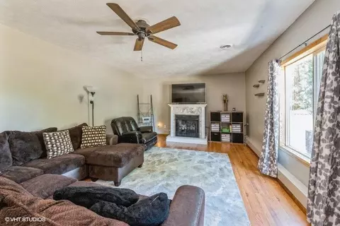 9275 E 200, Knox, IN 46534 photo 2