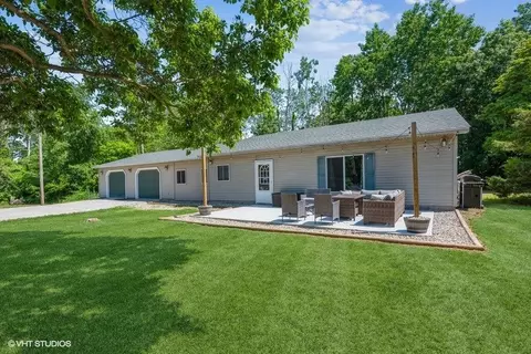 9275 E 200, Knox, IN 46534 photo 1