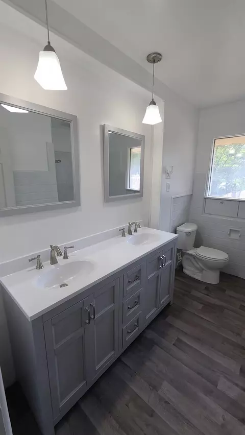 219 W Oak St, Griffith, IN 46319 photo 7