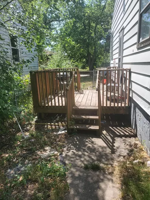 443 King St, Gary, IN 46406 photo 2