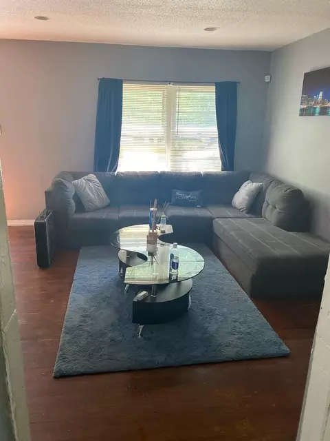 443 King St, Gary, IN 46406 photo 5