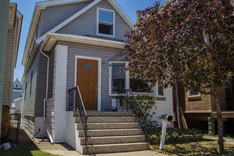 1526 John St, Whiting, IN 46394 photo 1
