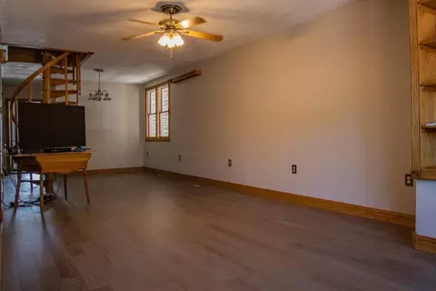 1526 John St, Whiting, IN 46394 photo 6
