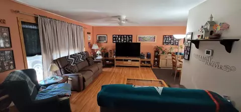 727 N Wiggs St, Griffith, IN 46319 photo 4