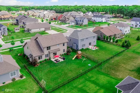 815 Copper Creek Dr, Crown Point, IN 46307 photo 34