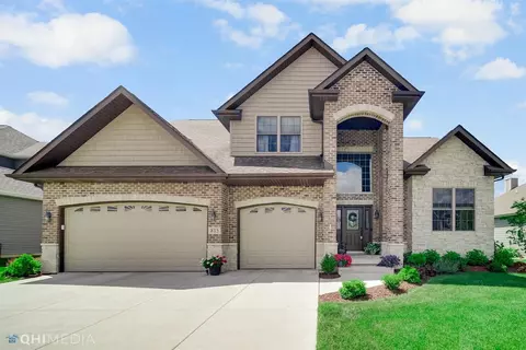 815 Copper Creek Dr, Crown Point, IN 46307 photo 1