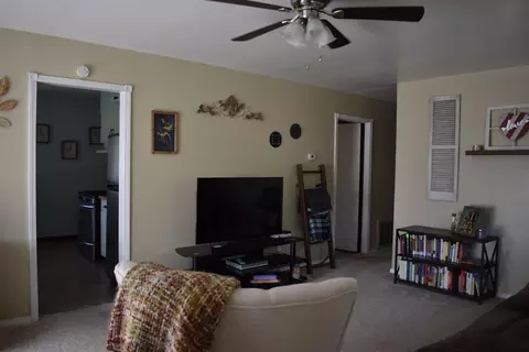 831 E Woodside Dr, Griffith, IN 46319 photo 14