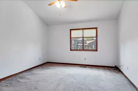 1815 Springvale Dr, Crown Point, IN 46307 photo 13