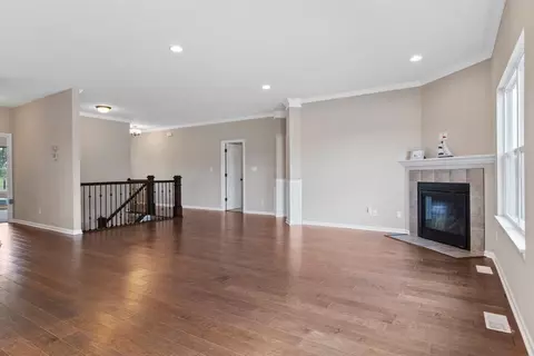 1048 N 200, Chesterton, IN 46304 photo 11