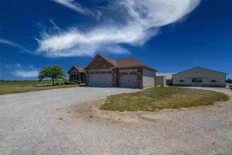 645 E Kentucky Rd, Beecher, IL 60401 photo 7