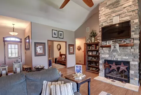 645 E Kentucky Rd, Beecher, IL 60401 photo 35