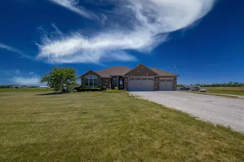 645 E Kentucky Rd, Beecher, IL 60401 photo 4