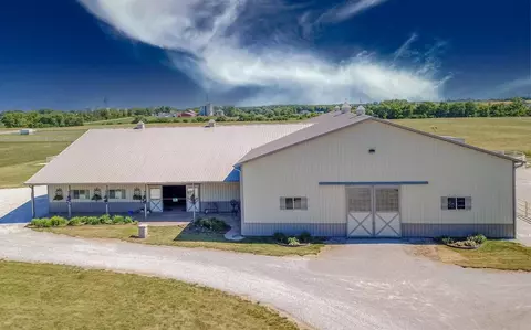 645 E Kentucky Rd, Beecher, IL 60401 photo 9