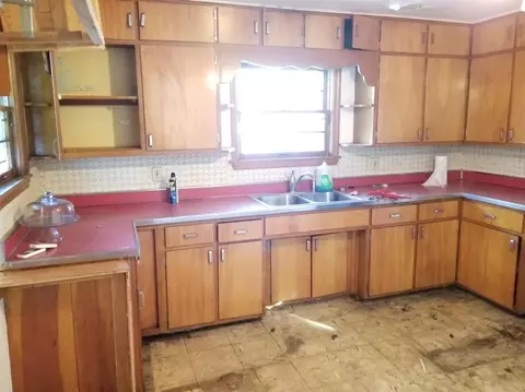 6940 Hemlock Ave, Gary, IN 46403 photo 7