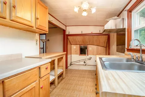 2254 Colfax St, Gary, IN 46406 photo 9