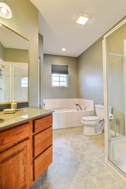 8123 Tuckaway Ct, Winfield, IN 46307 photo 13