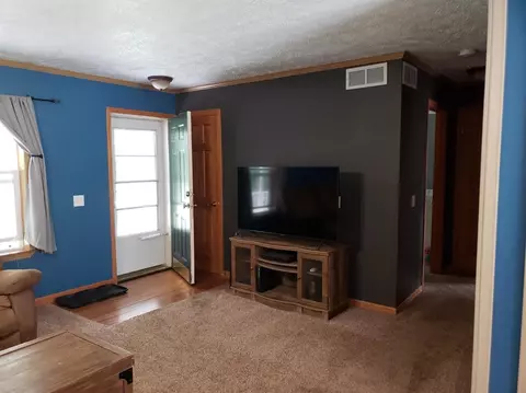 11403 N 550, De Motte, IN 46310 photo 3