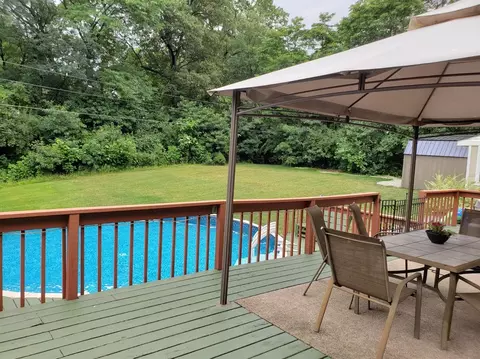 11403 N 550, De Motte, IN 46310 photo 9