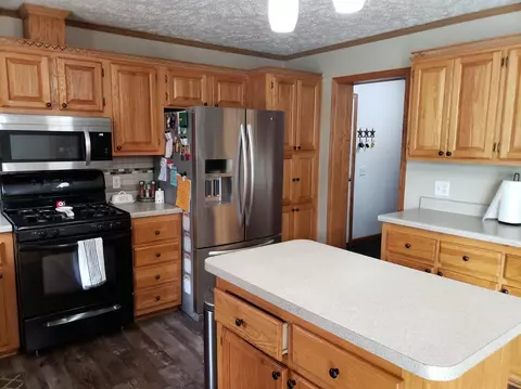11403 N 550, De Motte, IN 46310 photo 7