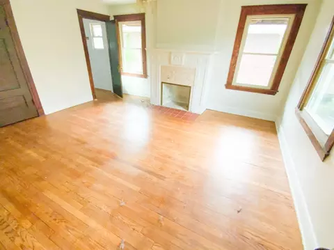 25 Highland St, Hammond, IN 46320 photo 8