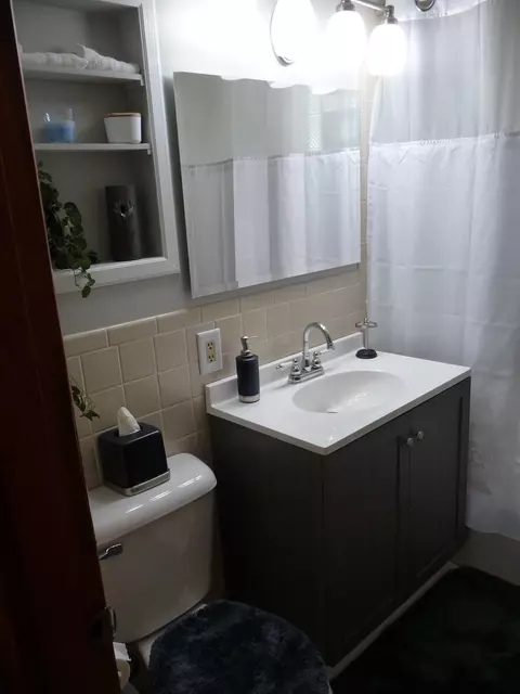 215 E Manor Dr, Griffith, IN 46319 photo 13