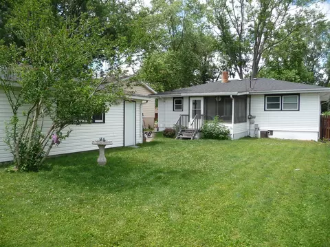 215 E Manor Dr, Griffith, IN 46319 photo 18
