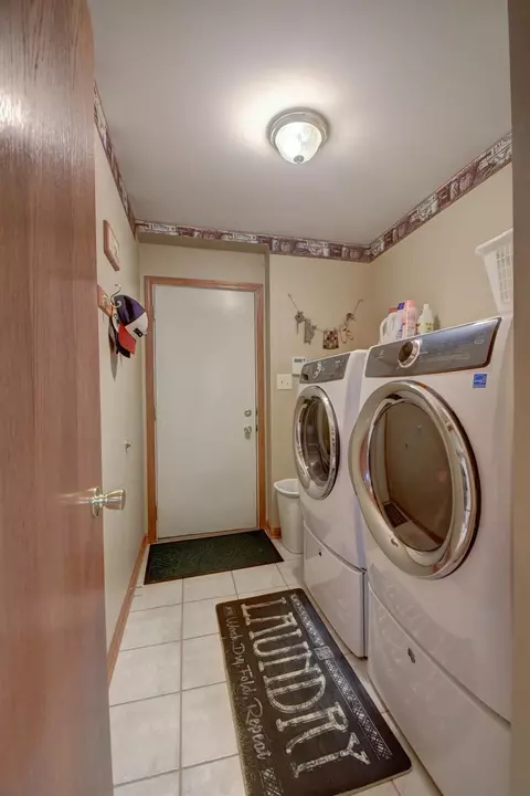 39 Beiriger Dr, Dyer, IN 46311 photo 28