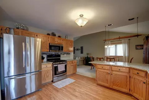 39 Beiriger Dr, Dyer, IN 46311 photo 2