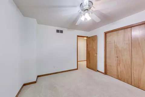 541 N Oriole Ave, Griffith, IN 46319 photo 28