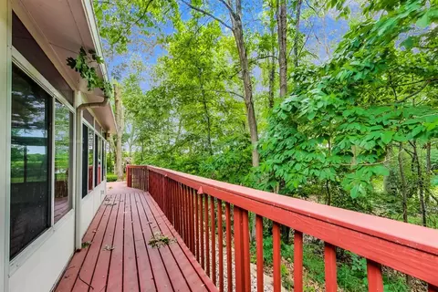 541 N Oriole Ave, Griffith, IN 46319 photo 17