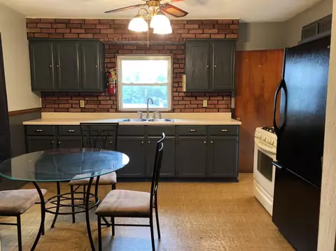 2019 Elm St, Griffith, IN 46319 photo 2