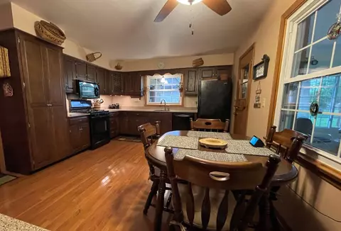 231 E 11th Pl, Hobart, IN 46342 photo 15