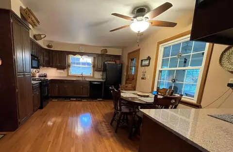 231 E 11th Pl, Hobart, IN 46342 photo 16