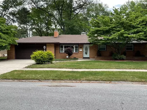 231 E 11th Pl, Hobart, IN 46342 photo 4