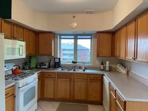 8445 Manor Ave #401, Munster, IN 46321 photo 6