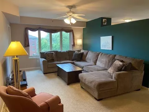 8445 Manor Ave #401, Munster, IN 46321 photo 5