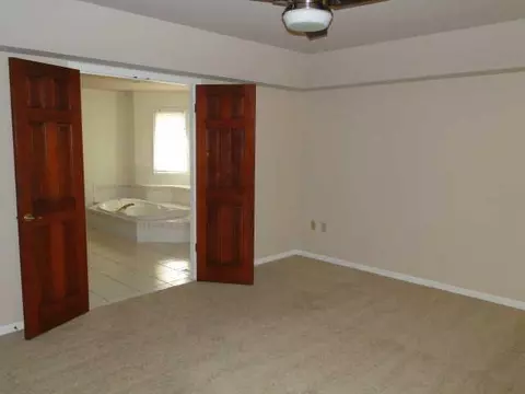 1446 Coventry Ln, Munster, IN 46321 photo 29