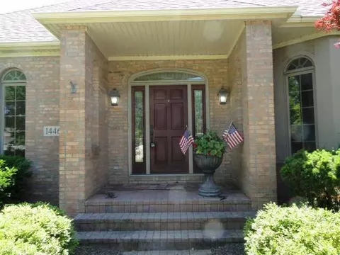 1446 Coventry Ln, Munster, IN 46321 photo 1