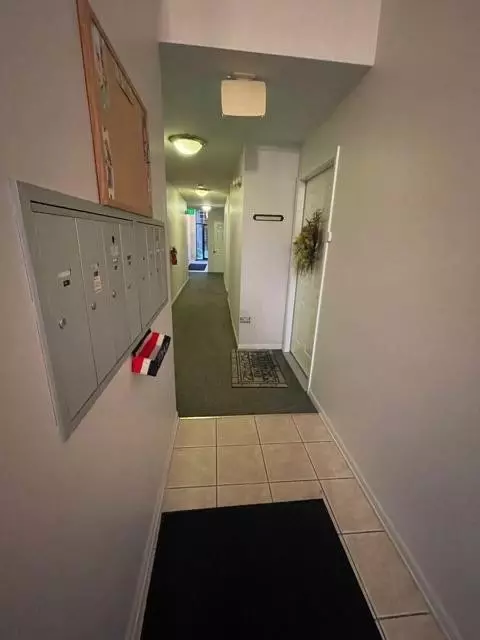607 Cambridge Ct #1B, Munster, IN 46321 photo 5