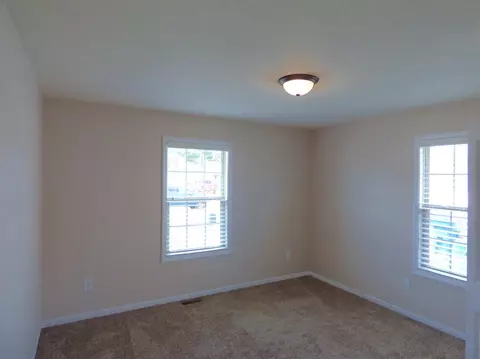 1927 Daisy St, De Motte, IN 46310 photo 12