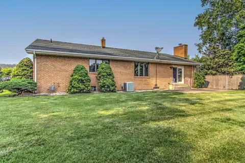 1340 Cedar Crest Dr, Munster, IN 46321 photo 24