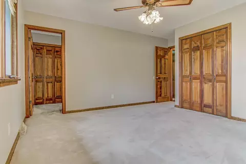1340 Cedar Crest Dr, Munster, IN 46321 photo 17