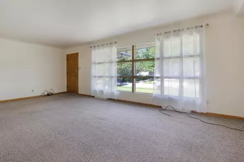 8246 Jackson Ave, Munster, IN 46321 photo 13