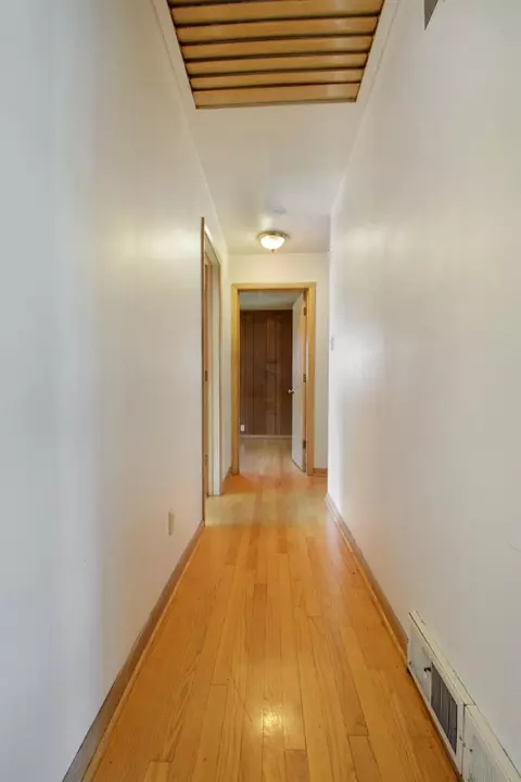 8246 Jackson Ave, Munster, IN 46321 photo 10