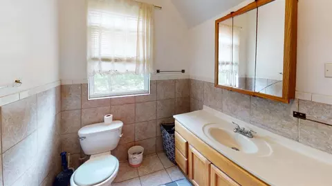 1575 Arthur Pl, Gary, IN 46404 photo 2
