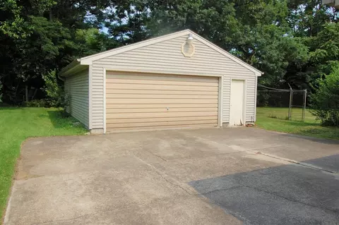 4061 Whitcomb St, Gary, IN 46408 photo 4